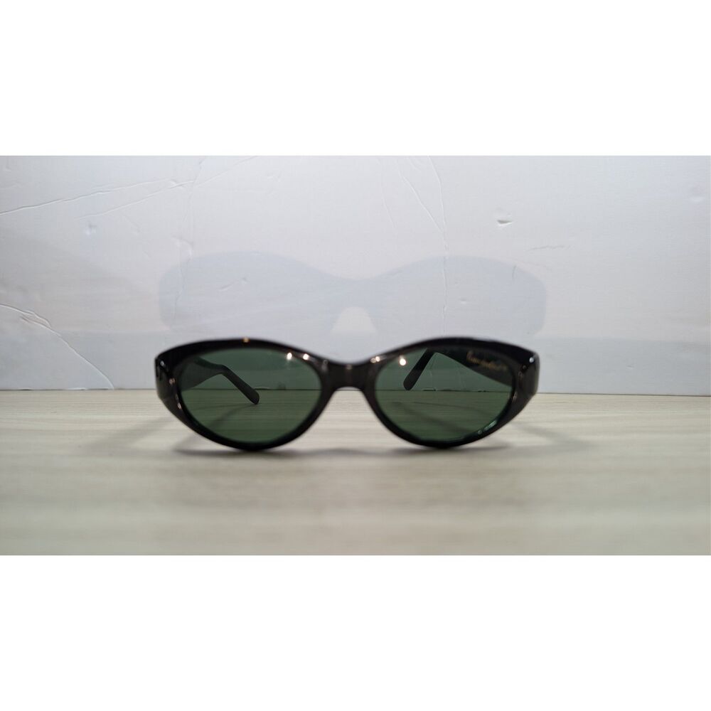Kenneth Cole Oval Sunglasses Black Frame Green Lenses Retro Y2K Style